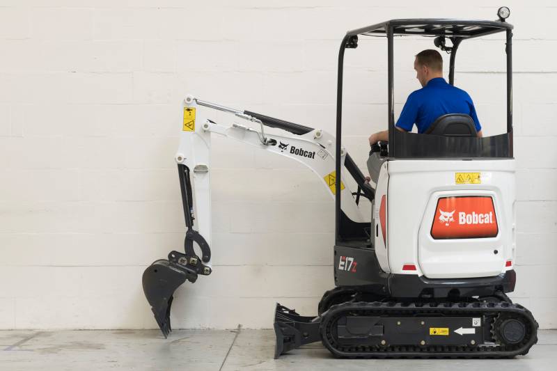 Où acheter une mini pelle E17 Bobcat en Normandie