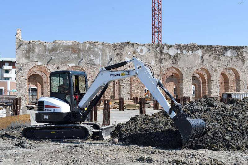 Où acheter une mini pelle E50 en Normandie
